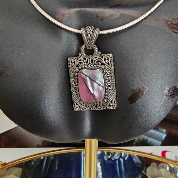 SARDA, Sterling Silver 925 Pink Mother of Pearls Pendant - Picture 5 of 6